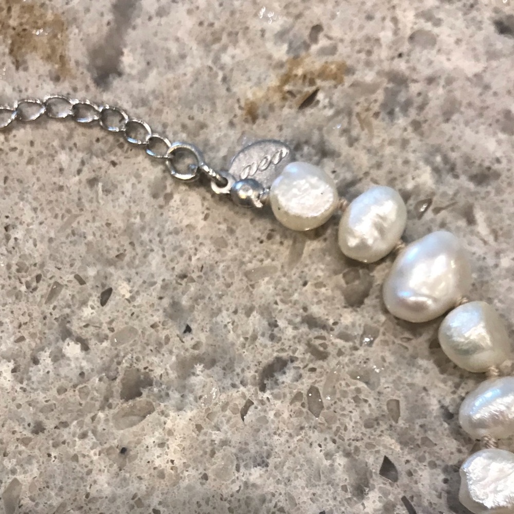 American Eagle Outfitters Faux Pearl Necklace - Picture 4 of 6